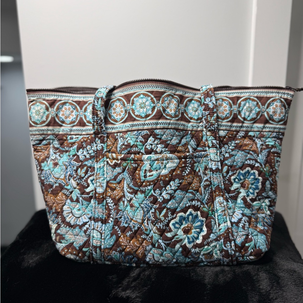 Vera Bradley quilted cotton Travel Tote in Java Blue